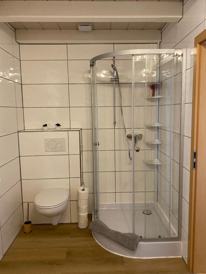 Schönes Ferienhaus&Monteurzimmer direkt in Lich, ruhige&zentrale Lage Exterior foto